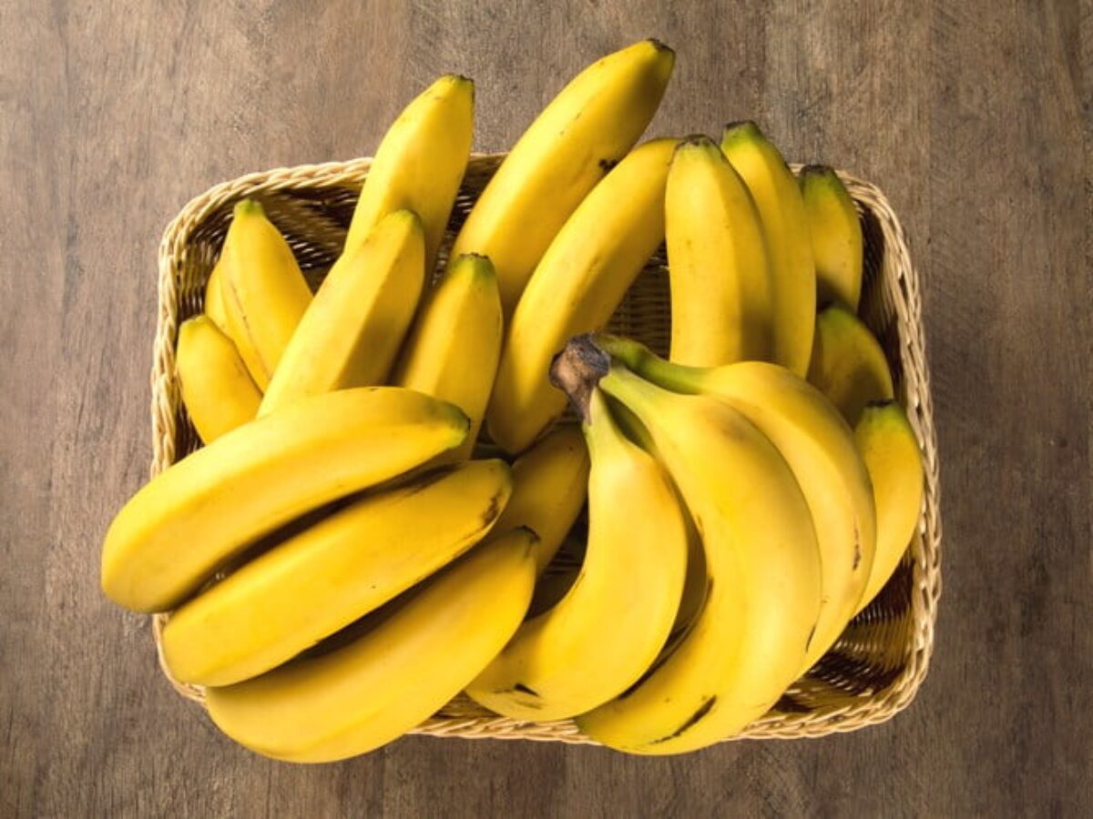 Como conservar banana madura com casca na geladeira