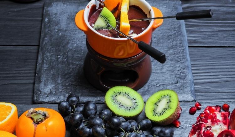 Frutas para fondue de chocolate