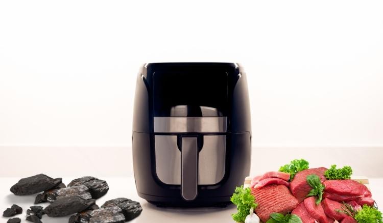 Pode colocar carvão na airfryer