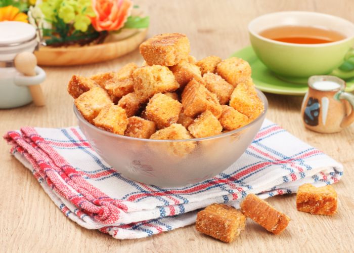 como fazer salada tropical com croutons