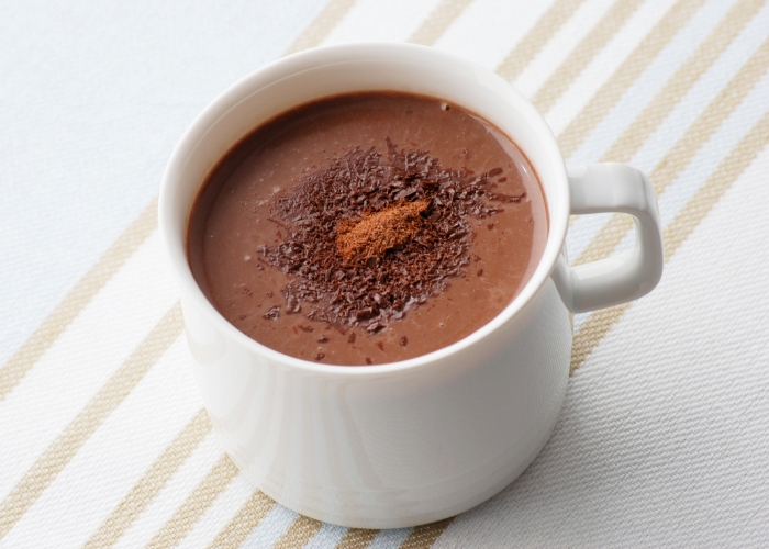 Quantidade de chocolate quente para 100 pessoas