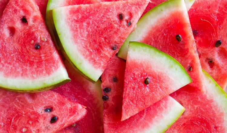 Frutas que você pode deixar cortada na geladeira e não vai escurecer