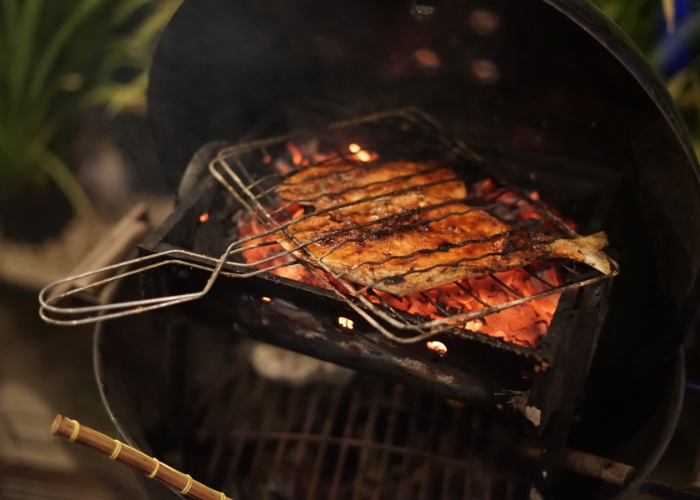 Como temperar peixe para grelhar na churrasqueira