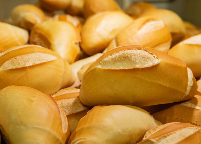 Como congelar pão francês