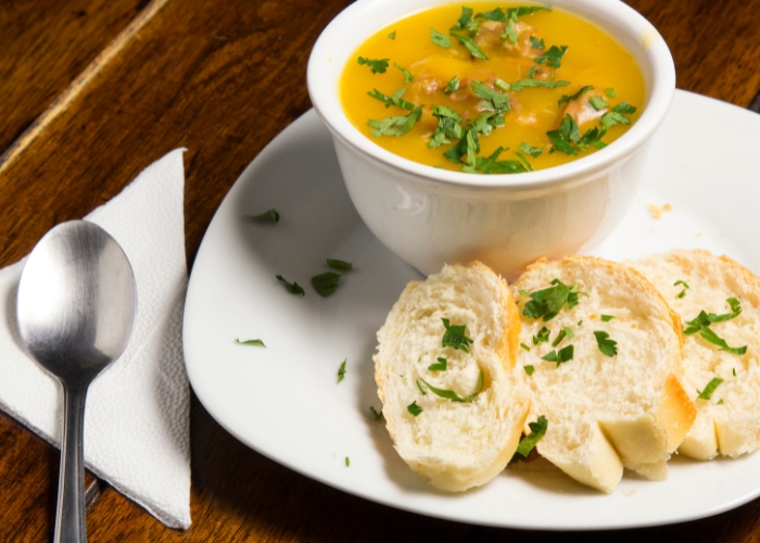 receita de caldo de mandioca para 20 pessoas