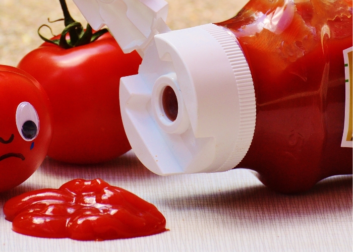 Ketchup pode ficar fora da geladeira