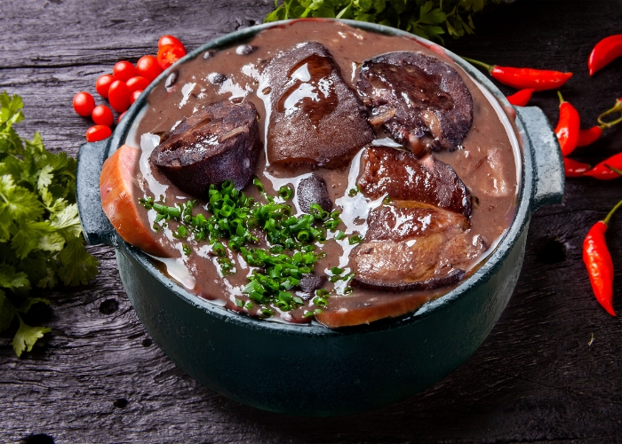 Feijoada para 200 pessoas